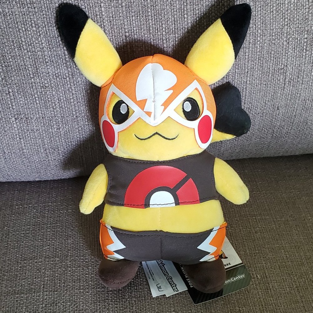Pokémon Pikachu Libre Plushie